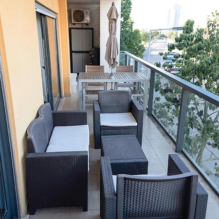 The Cosy Vilarosa Near The Beach Portimao Exterior photo